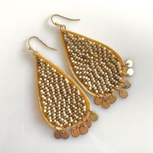 LIGHTWEIGHT BEADED EARRINGS